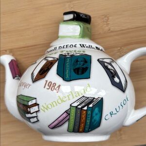 NEW Paul Cardew Novel-Tea teapot